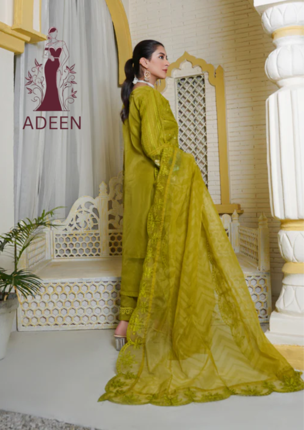 Embroidered - Lawn 3pcs - Image 3