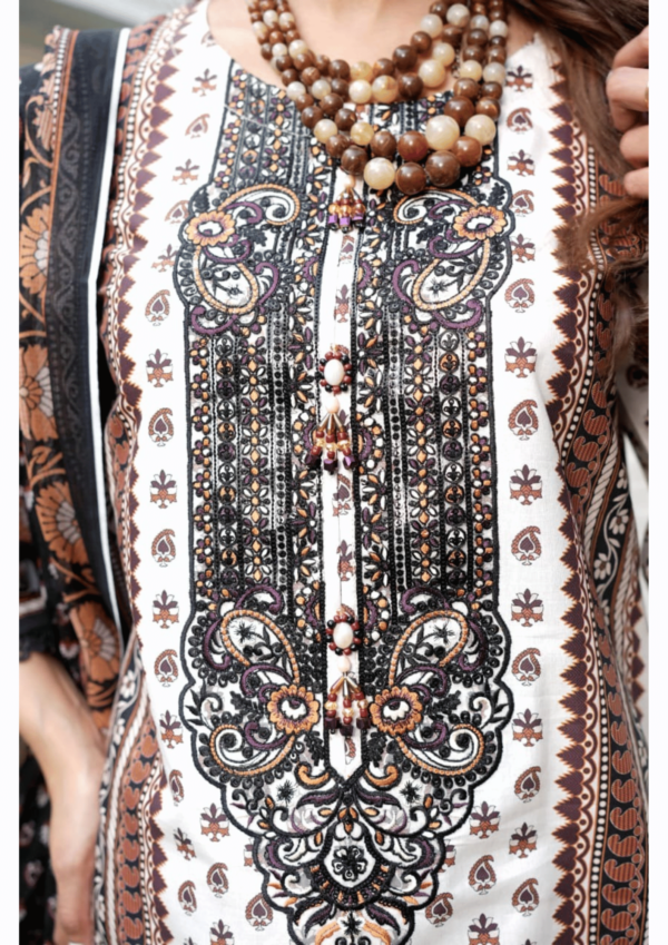 Embroidered -Lawn 3pcs - Image 3